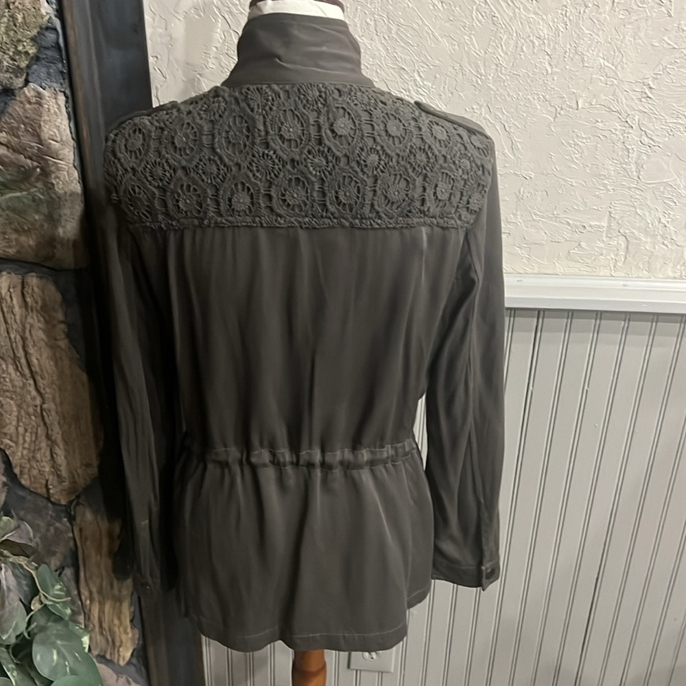 Hinge Jacket - Picture 2 of 11
